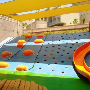 005 Balancing & Climbing