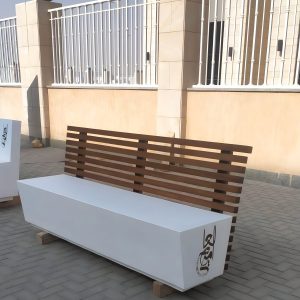 Bench 003