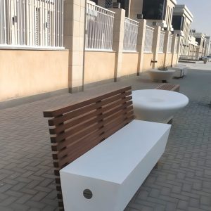 Bench 001