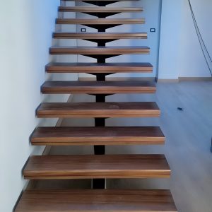 013