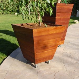 Planter 002